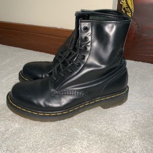 Dr Marten Original smooth leather boots